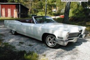 Cadillac De ville convertible –67