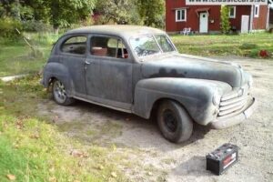 Ford Tudor sedan –47