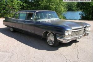 Cadillac Limousine –60