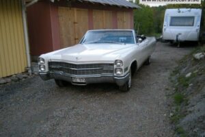 Cadillac De ville cab –66
