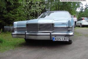 Mercury Marquis –73