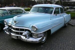 Cadillac Fleetwood –53