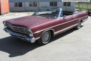 Ford Galaxie 500 –67