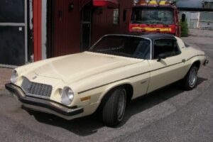 Chevrolet Camaro –75