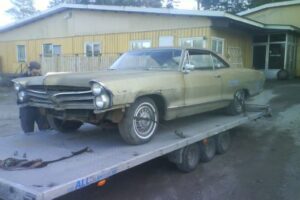 Pontiac Catalina 2d ht –65
