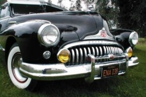 Buick Roadmaster  sedanette –48