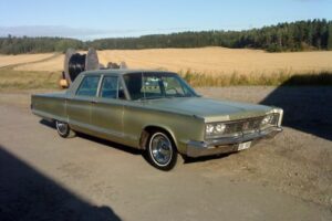 Chrysler Newport –66