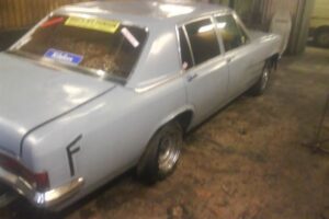 Opel Admiral –73