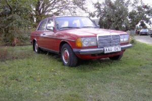 Mercedes Benz 230 –78
