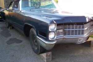 Cadillac Deville cab –66