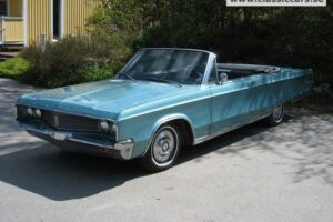 Chrysler Newport –68