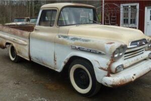 Chevrolet Apache pickup –59