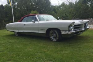 Pontiac Bonneville cab –65