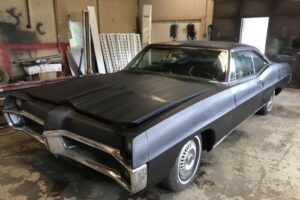 Pontiac Bonneville  –67