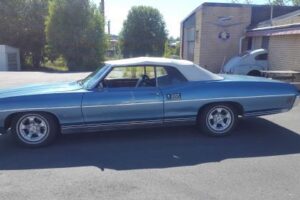 Pontiac Bonneville  –70