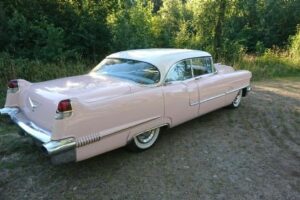 Cadillac Sedan deville –56
