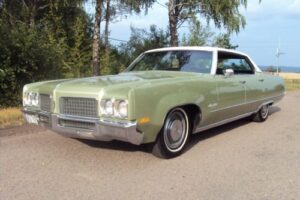 Oldsmobile Ninety eight –70