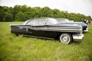 Oldsmobile Super 88 4d ht –58