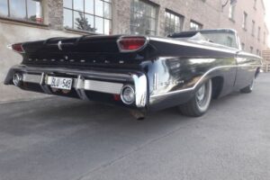 Oldsmobile Dynamic 88 cab –60