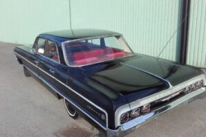 Chevrolet Impala 4 dr  –64