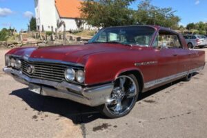 Buick Electra-225 –64