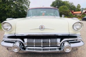 Pontiac Star chief –57