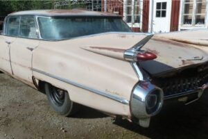Cadillac Sedan de ville –59