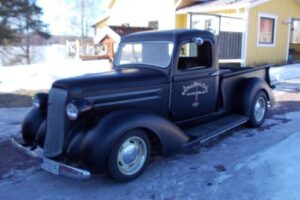 Dodge Pickup –36