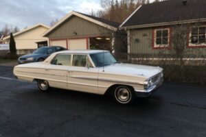 Ford Galaxie –64