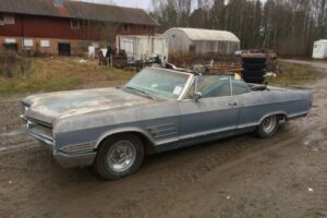 Buick Wildcat cab –65