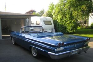 Pontiac Bonneville cab –60