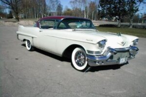 Cadillac Coupe de ville –57