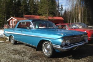 Chevrolet Impala 4d ht –61