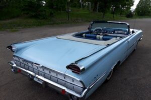 Oldsmobile Ninety eight  –59