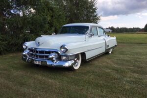 Cadillac Fleetwood 60s –53
