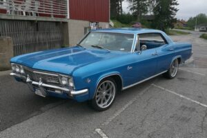 Chevrolet Caprice 4dr ht –66