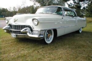 Cadillac Coupe de ville –55