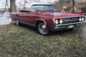 Oldsmobile Ninetyeight –64