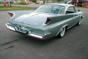 DeSoto Adventurer coupe –60