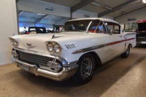 Chevrolet Impala coupé –58