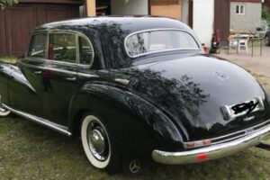 Mercedes Benz 300 adenauer –52