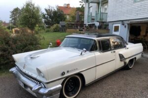 Mercury Montclair –55