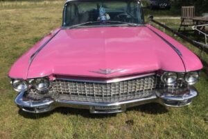 Cadillac Sedan devile –60