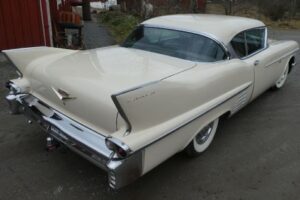 Cadillac Coupe de ville –58