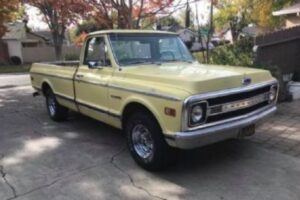 Chevrolet C 10 custom pickup –69