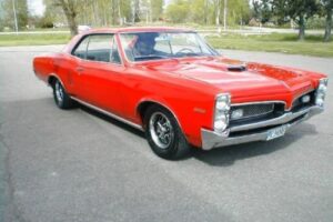Pontiac Le mans coupe –67