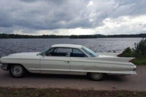 Cadillac Coupe  –61