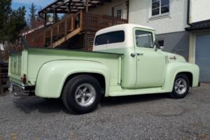 Ford F100 –56