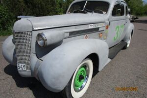 Oldsmobile Coupe –37