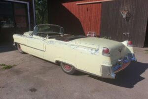 Cadillac Convertible –55